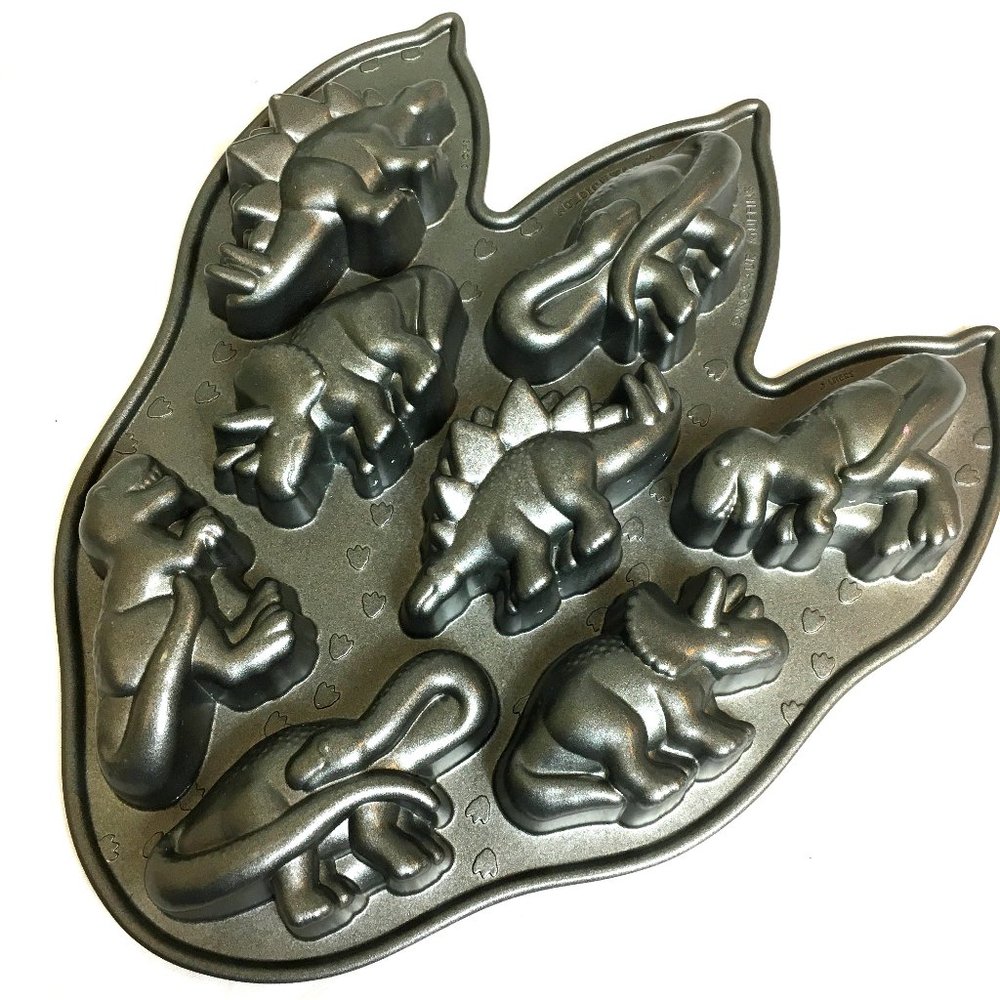 NORDIC WARE Dinosaur Muffin Cupcake Pan EUC